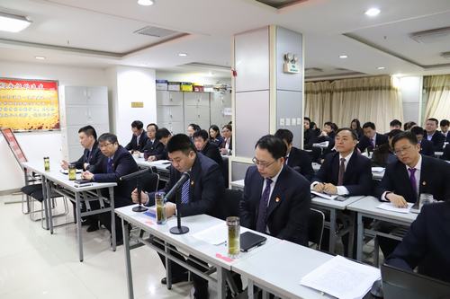 矿建二公司召开中层干部公开述职大会