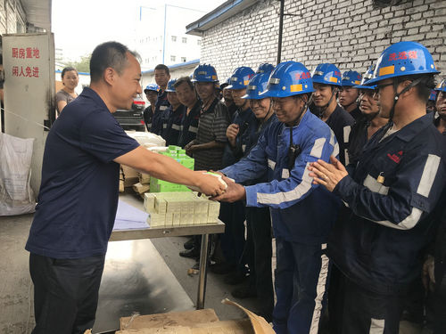 陕煤建设洗选煤运营公司：施工现场送“清凉” 温情关怀暖人心