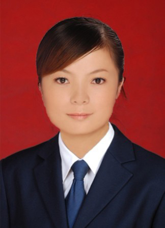 生长在钢筋混凝土里的铿锵玫瑰