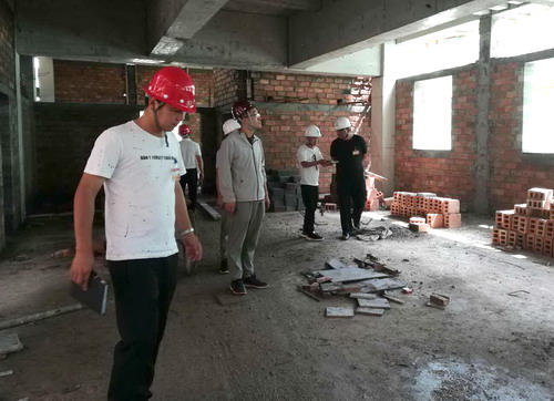 陕煤建设铜川公司：施工一线党旗飘扬