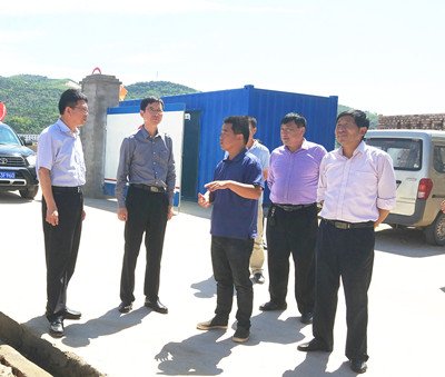 榆林市副市长马洪潮同志一行莅临汉中分公司吴堡横沟温泉项目视察工作