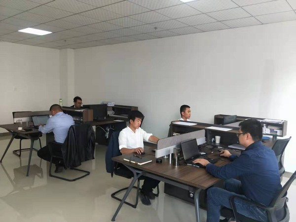 激扬青春活力  传承敬业精神