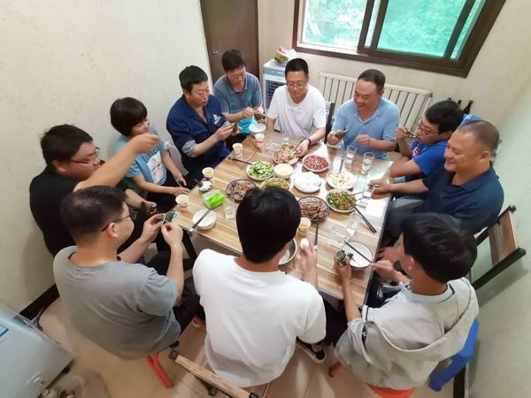 陕煤建设韩城分公司“粽”情端午温暖人心