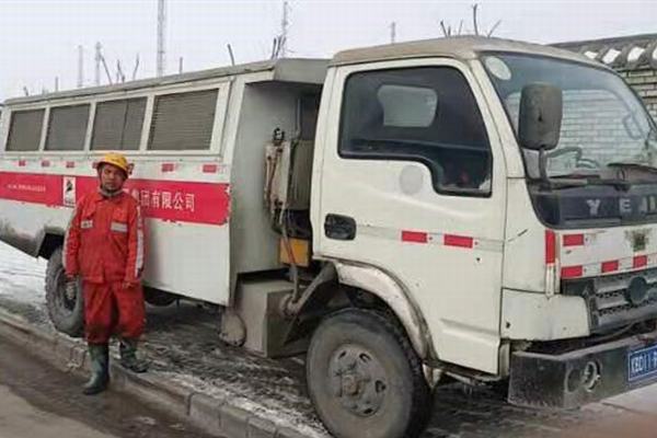 陕煤建设矿建二公司新型无轨胶轮车正式投用