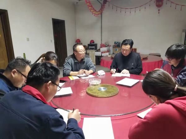 陕煤建设韩城分公司土建五项目部为职工开启夜间“知识加油站”