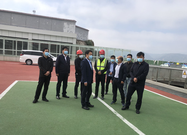 彬州市市长陈加宝、副市长冯永胜莅临银西高铁彬州站前广场项目调研指导