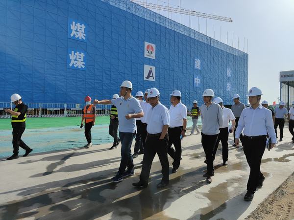 榆林市政府组织相关专家深入榆林市委党校新校区建设项目调研