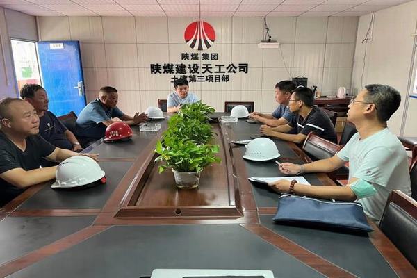 包头市东河区住建局、包头市东河区应急管理局深入陕煤建设天工公司中润府一期项目检查指导工作