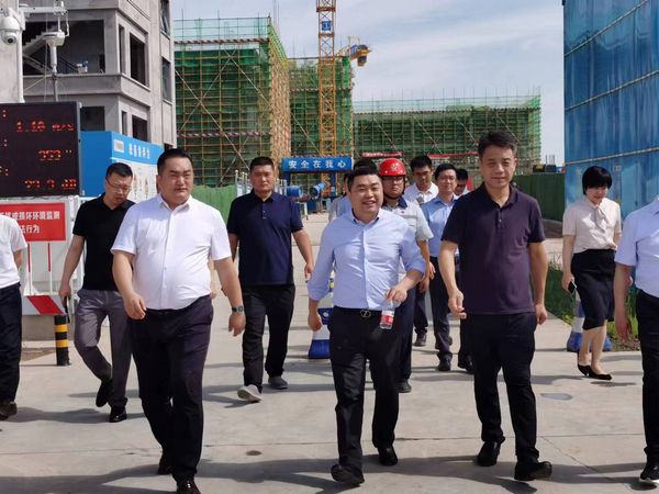 西咸新区管委会副主任刘宇斌莅临秦汉智康云谷基地检查指导工作