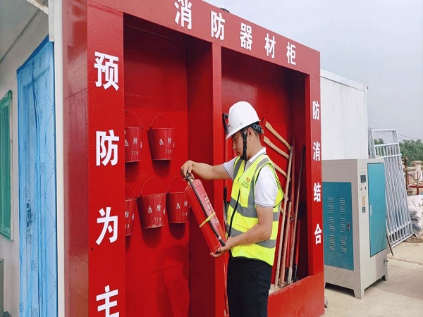 陕煤建设绿宇公司：建设者坚守岗位抢抓施工“黄金期”