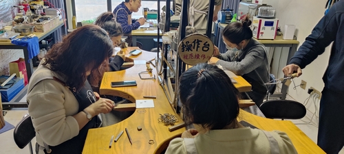 陕煤建设西北分公司:传承非遗文化,绽放巾帼风采