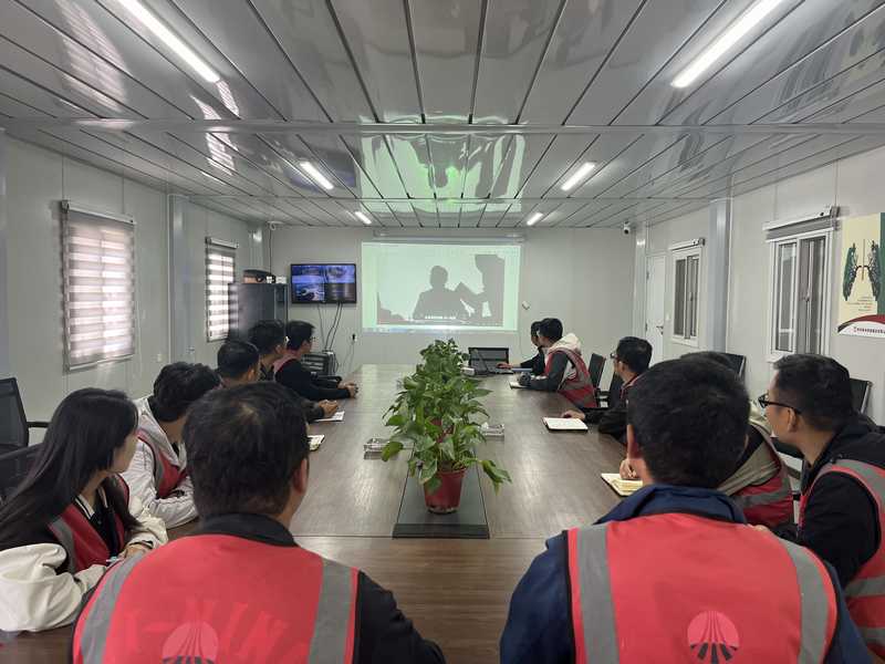 陕煤建设榆林公司第六项目部：清风伴我行 廉洁过“五一”