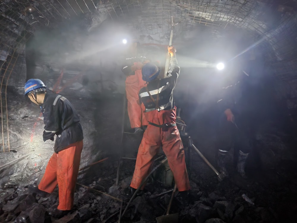 陕煤建设矿建三公司董东项目部多措并举强化技术保障提升项目施工质量
