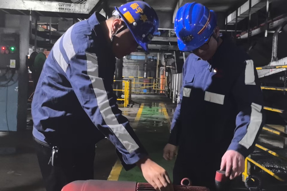 陕煤建设洗选煤运营公司红柳林洗煤厂项目部：五一坚守践初心 劳动奏响最强音