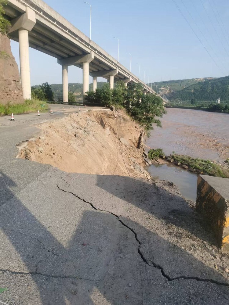 陕煤建设设计研究院：陕西彬长小庄矿进矿道路抢险修复工程圆满通过验收