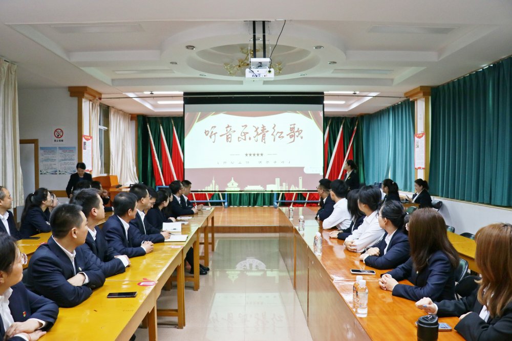 陕煤建设澄合分公司以文体盛宴礼赞国庆