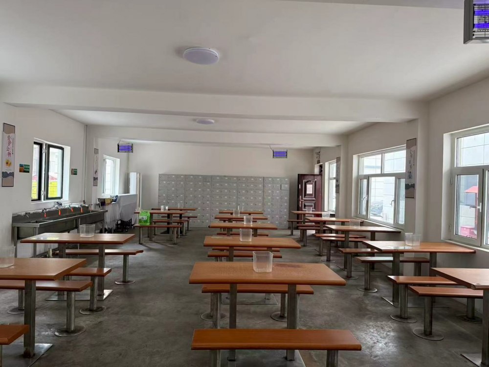 陕煤建设煤矿运营服务分公司:暖心办实事 情暖职工冬