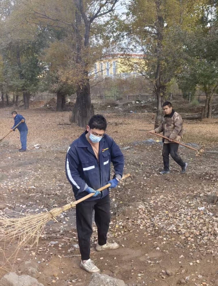 陕煤建设煤矿运营服务分公司：不负春光“植”新绿 且看厂区“绿”意浓