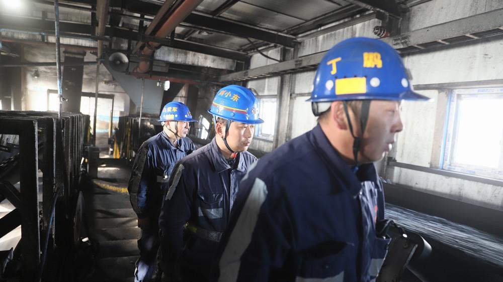 陕煤建设洗选煤运营公司红柳林洗煤厂项目部:多措并举 筑牢风季防风防火安全防线