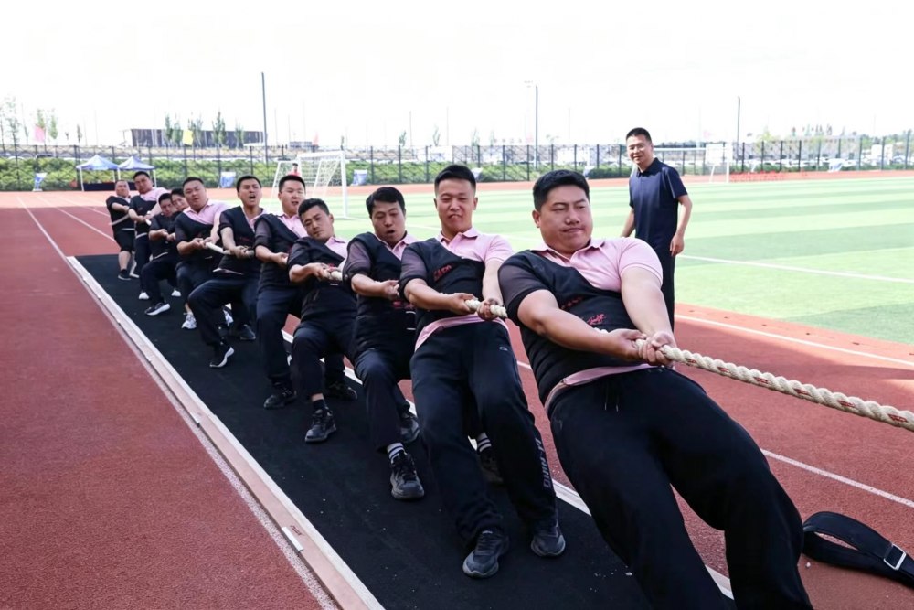 陕煤建设煤矿运营服务分公司：挥汗染春色，并肩筑友情