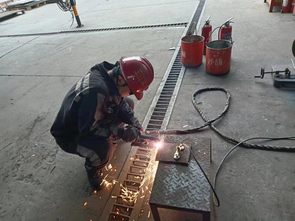 陕煤建设洗选煤运营公司澄合山阳运营项目部：淬炼实干“硬本领” 深耕节能“大文章”