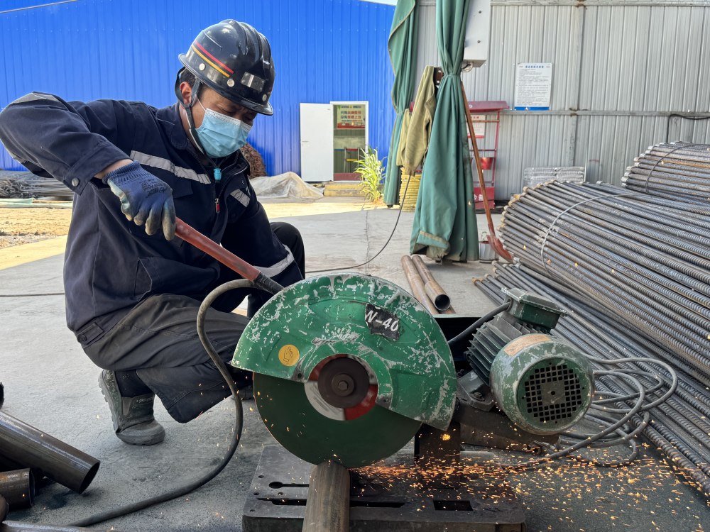 陕煤建设矿建三公司：战高温斗酷暑 保进度守质量