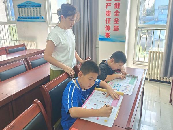 陕煤建设洗选煤运营公司红柳林洗煤厂项目部:把关怀送到一线 把安心留给职工