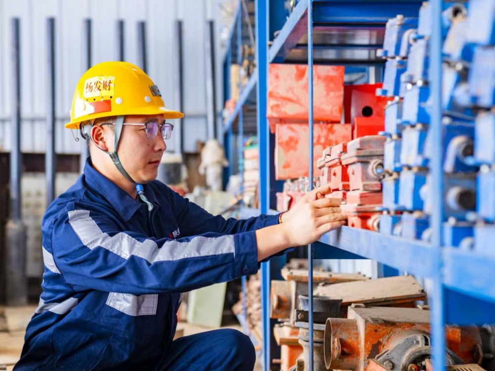 陕煤建设矿建三公司:人、机、料全面排查 筑牢双节安全网